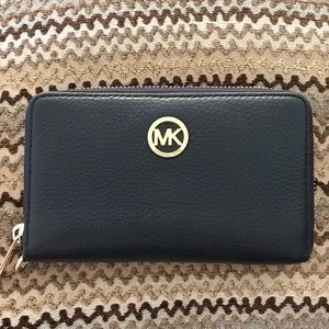 Michael Kors women’s wallet